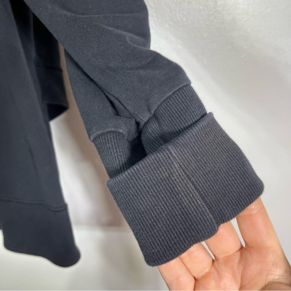 Lucy Black Wrap Sweatshirt. Size Large. In excellent condition! - Picture 2 of 5